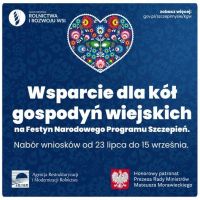 Granatowy plakat z białymi literami i logo, pośrodku serce zapełnione grafiką kwiatów