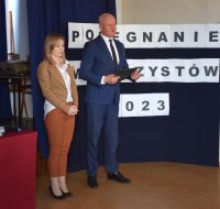 wicestarosta przemawia do uczniów