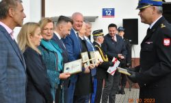 komendant psp składa podziękowanie gościom