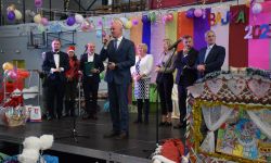 scena, wicestarosta przemawia do zebranych