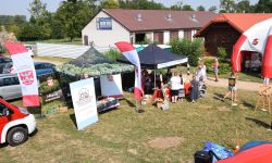 teren pikniku, namioty wystawców