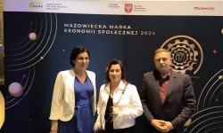 laureatka ze starostą i wicestarostą