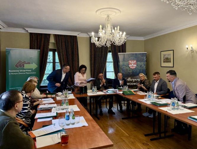 Nominacje nowych członków PRRP Starosta z przewodniczącym PRRP