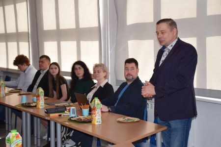 wicestarosta składa życzenia wielkanocne zebranym