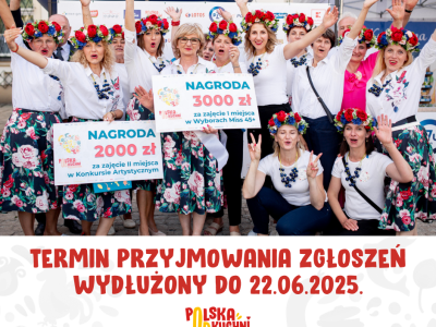 zdjęcie grupowe, panie z KGW trzymają dyplomy, informacja o konkursie