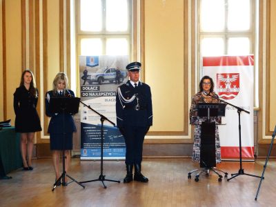 starosta nowodworski Magalena Biernacka wygłasza przemowę