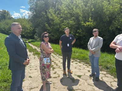 Starosta Nowodworski i wicestarosta nowodworski wraz z przedstawicielami instytucji odpowiedzialnych za bezpieczeństwo