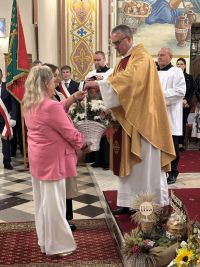 Składanie wieńcy dożynkowych