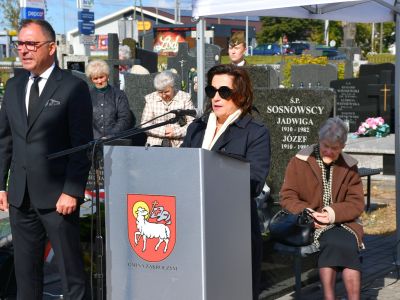 Starosta Nowodworski Magdalena Biernacka podczas przemowy
