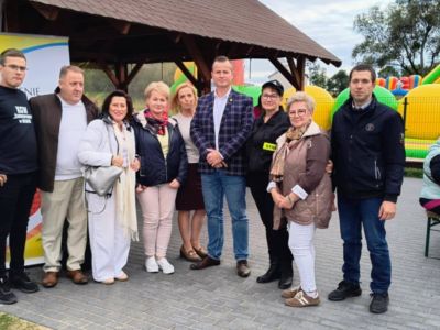 Starosta Nowodworski Magdalena Biernacka wraz z organizatorami