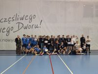 Zdjęcie grupowe wszystkich uczestników zawodów