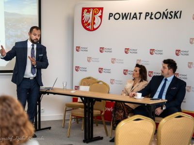 konferencja podczas III Konwentu Powiatów Województwa Mazowieckiego