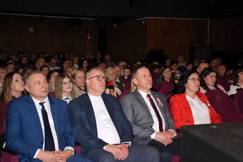 Uczestnicy obchodów Narodowego Święta Niepodległości