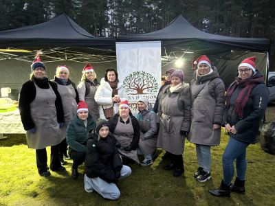 zdjęcie grupowe uczestników wydarzenia