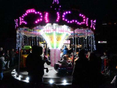 karuzela wenecka wieczorem