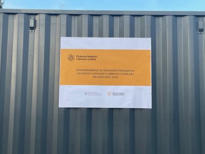 informacja o finansowaniu, bok kontenera