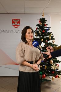 Starosta Nowodworski Magdalena Biernacka udzielająca wywiadu