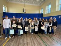 Uczestnicy powiatowego konkursu wiedzy o życiu i twórczości Fryderyka Chopina