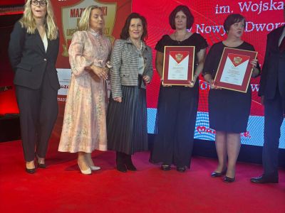 zdjęcie grupowe uczestników wydarzenia