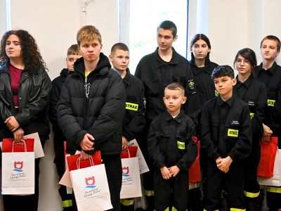 młodzież uczestnicząca w konkursie