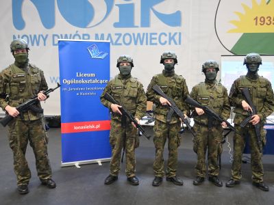 uczniowie LO Nasielsk