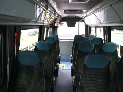 autobus w środku