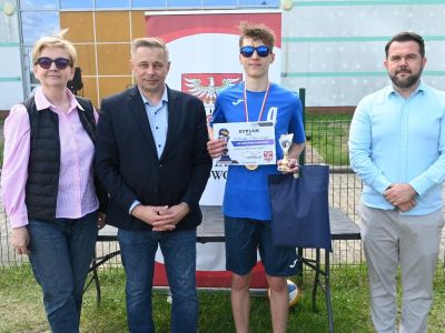 Wręczenie dyplomu i pucharu