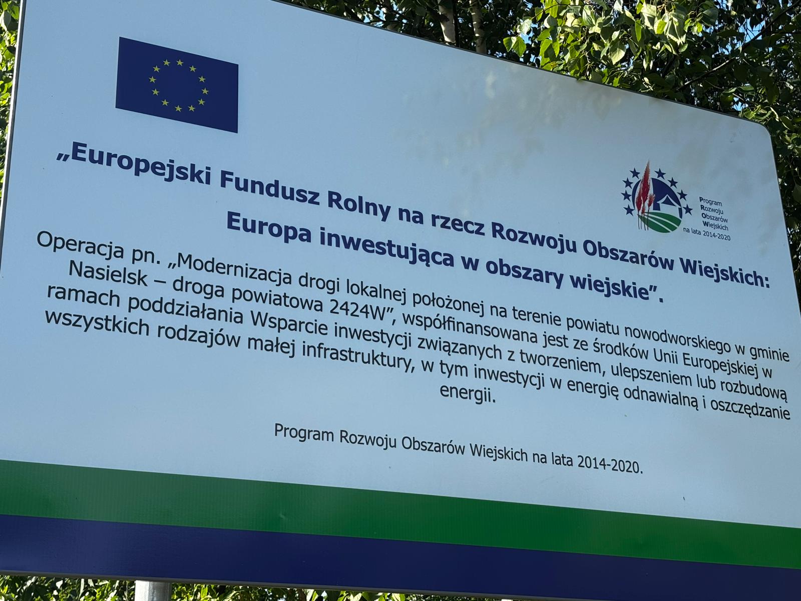 tablica informująca o programie rozwoju obszarów wiejskich