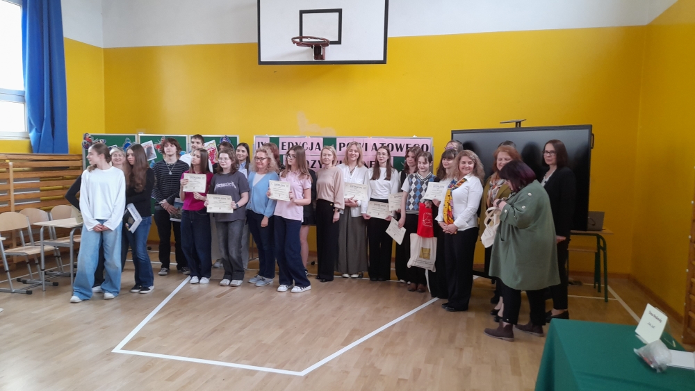 zdjęcie grupowe uczestników wydarzenia